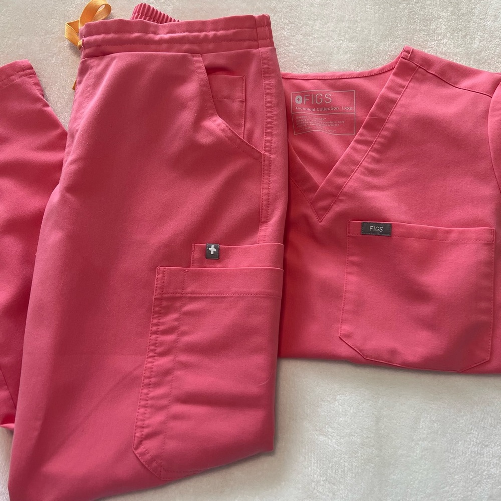 Limited edition Neon pink FIGS scrub set